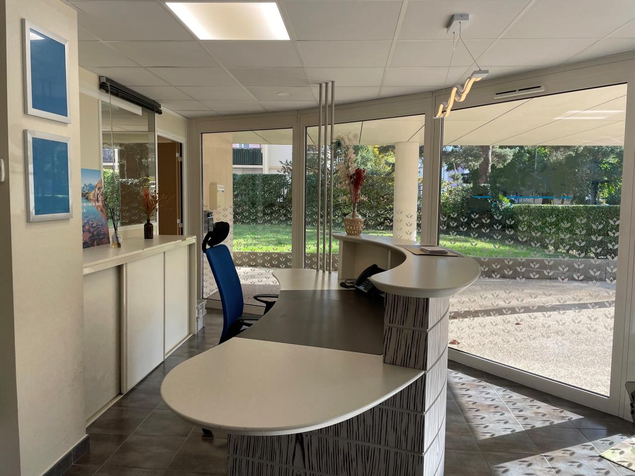 Bureau Annecy-le-Vieux 186m² Location bureau Annecy-le-Vieux Haute-Savoie OLBUR2427102 1